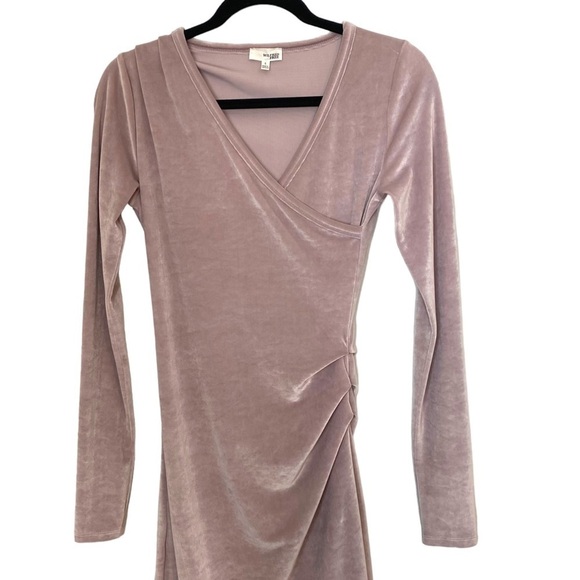 𝅺ARITZIA WILFRED FREE Klum Velvet Wrap Dress Size Small - Picture 6 of 14